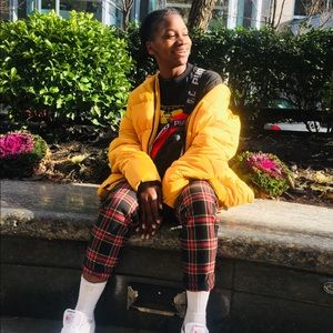 Meet your Posher, Amira